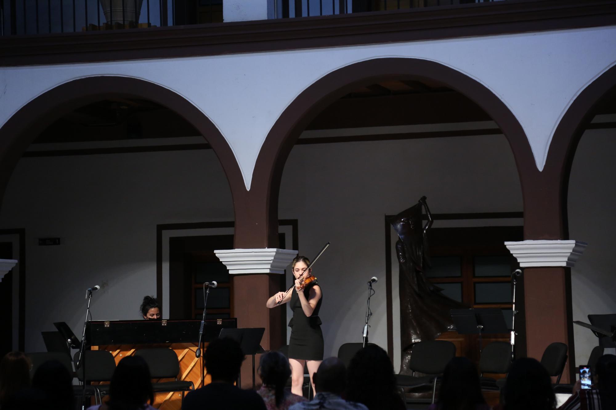 Estudiantes de música ofrecen recitales de violín y percusiones $!Estudiantes de música ofrecen recitales de violín y percusiones