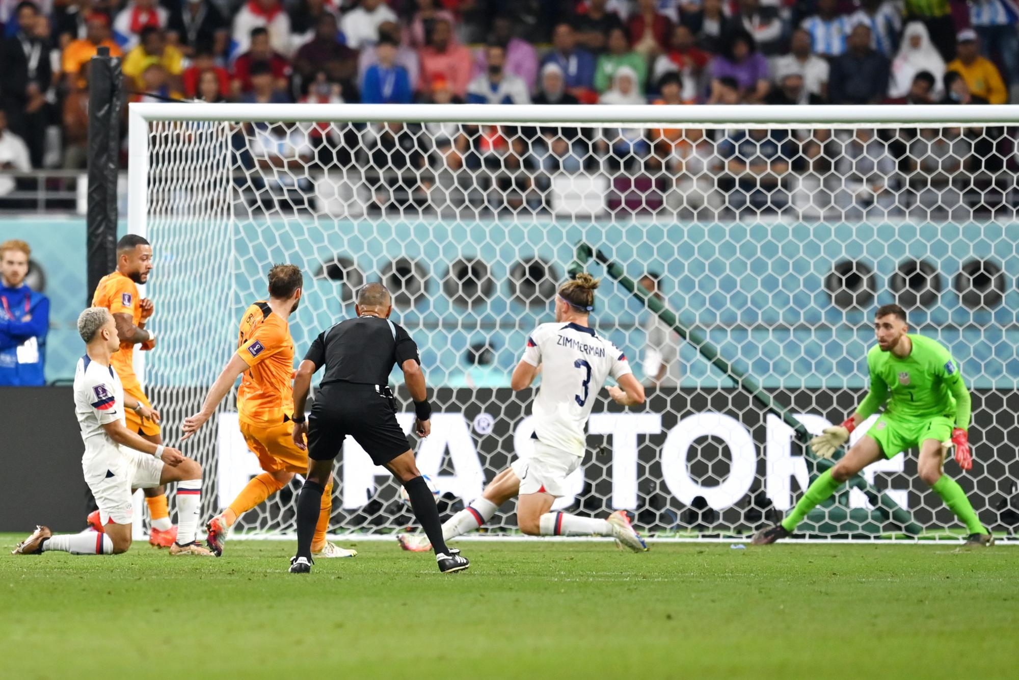 Países Bajos vence 3-1 a Estados Unidos y clasifica a cuartos de final $!Países Bajos vence 3-1 a Estados Unidos y clasifica a cuartos de final
