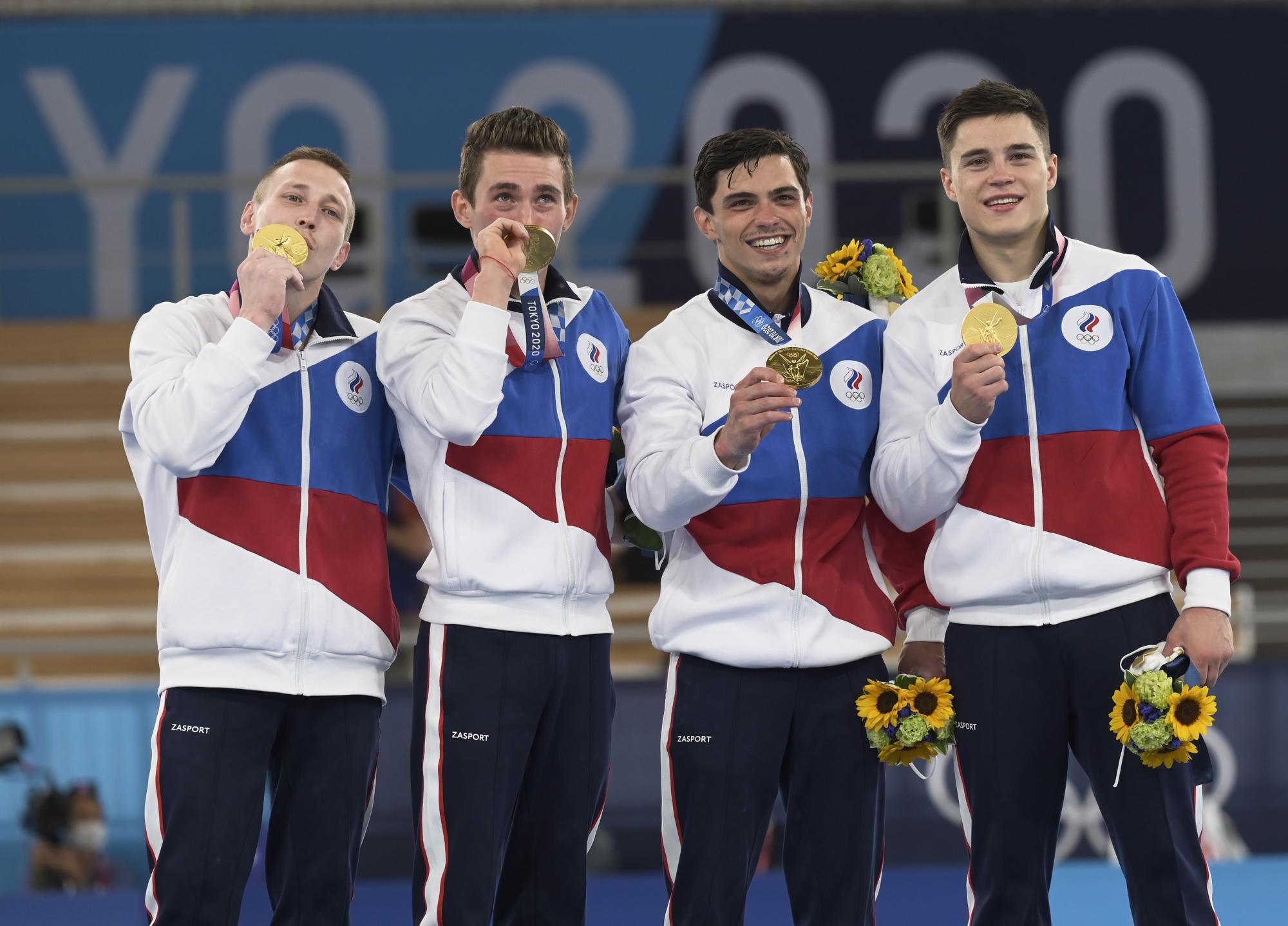 Rusia sobrevive a remontada asiática y se lleva el oro en gimnasia masculina por equipos $!Rusia sobrevive a remontada asiática y se lleva el oro en gimnasia masculina por equipos