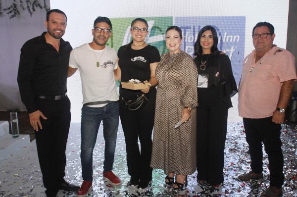 Fallece Jesús Valenzuela, coach de modelos y de candidatas del Carnaval de Mazatlán $!Fallece Jesús Valenzuela, coach de modelos y de candidatas del Carnaval de Mazatlán