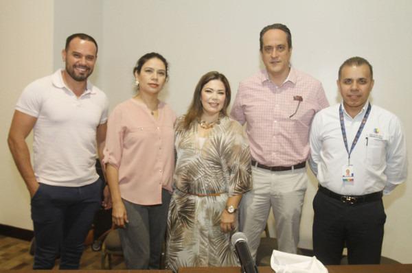 Fallece Jesús Valenzuela, coach de modelos y de candidatas del Carnaval de Mazatlán $!Fallece Jesús Valenzuela, coach de modelos y de candidatas del Carnaval de Mazatlán
