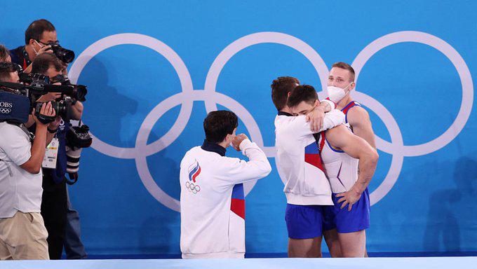 Rusia sobrevive a remontada asiática y se lleva el oro en gimnasia masculina por equipos $!Rusia sobrevive a remontada asiática y se lleva el oro en gimnasia masculina por equipos