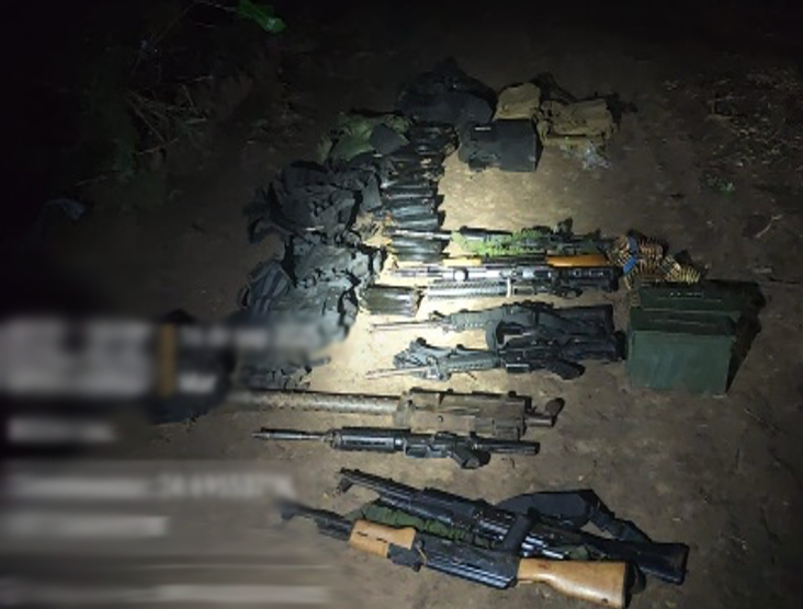 Gabinete de Seguridad confirma captura de ocho hombres tras enfrentamiento en El Tamarindo $!Gabinete de Seguridad confirma captura de ocho hombres tras enfrentamiento en El Tamarindo