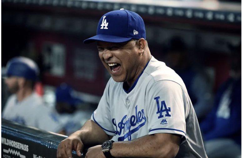 Dave Roberts defiende decisión de utilizar a Julio Urías como relevista en el J2 $!Dave Roberts defiende decisión de utilizar a Julio Urías como relevista en el J2