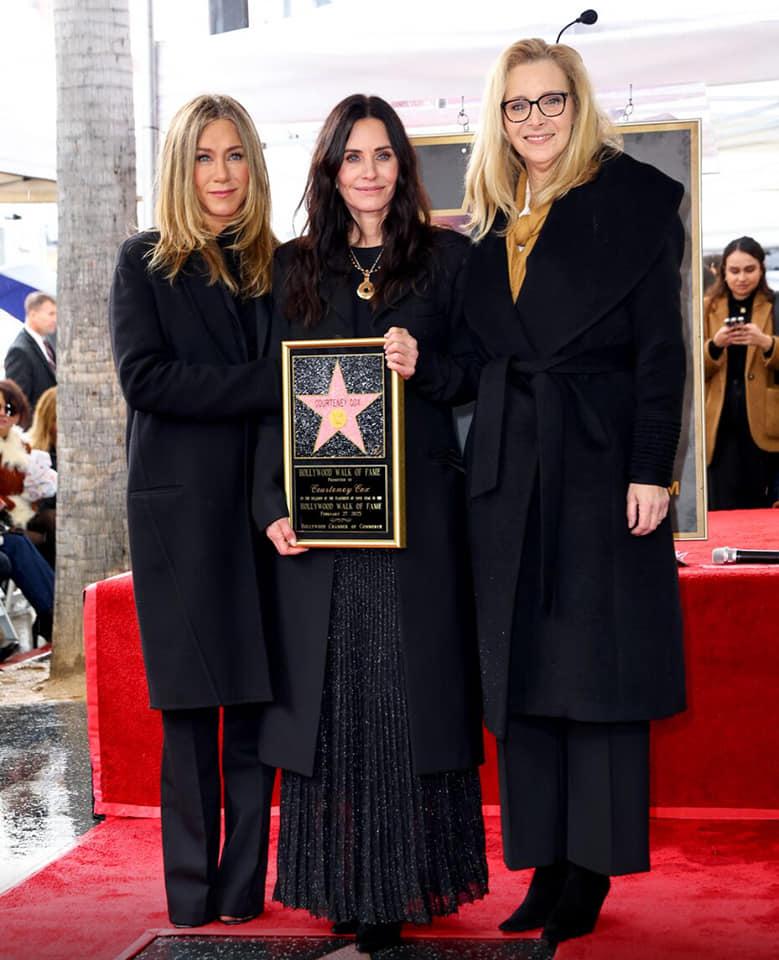 Recibe Courteney Cox su estrella en el Paseo de la Fama $!Recibe Courteney Cox su estrella en el Paseo de la Fama