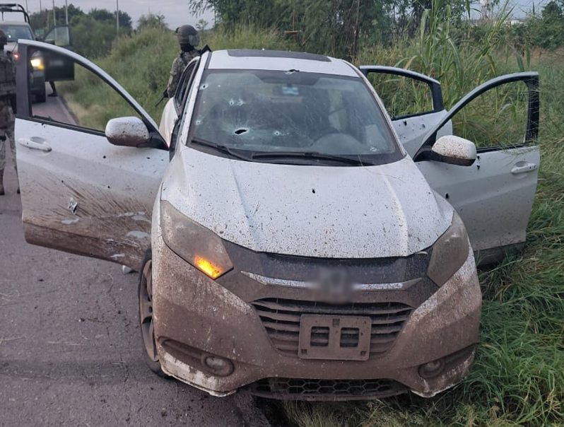 Gabinete de Seguridad confirma captura de ocho hombres tras enfrentamiento en El Tamarindo $!Gabinete de Seguridad confirma captura de ocho hombres tras enfrentamiento en El Tamarindo
