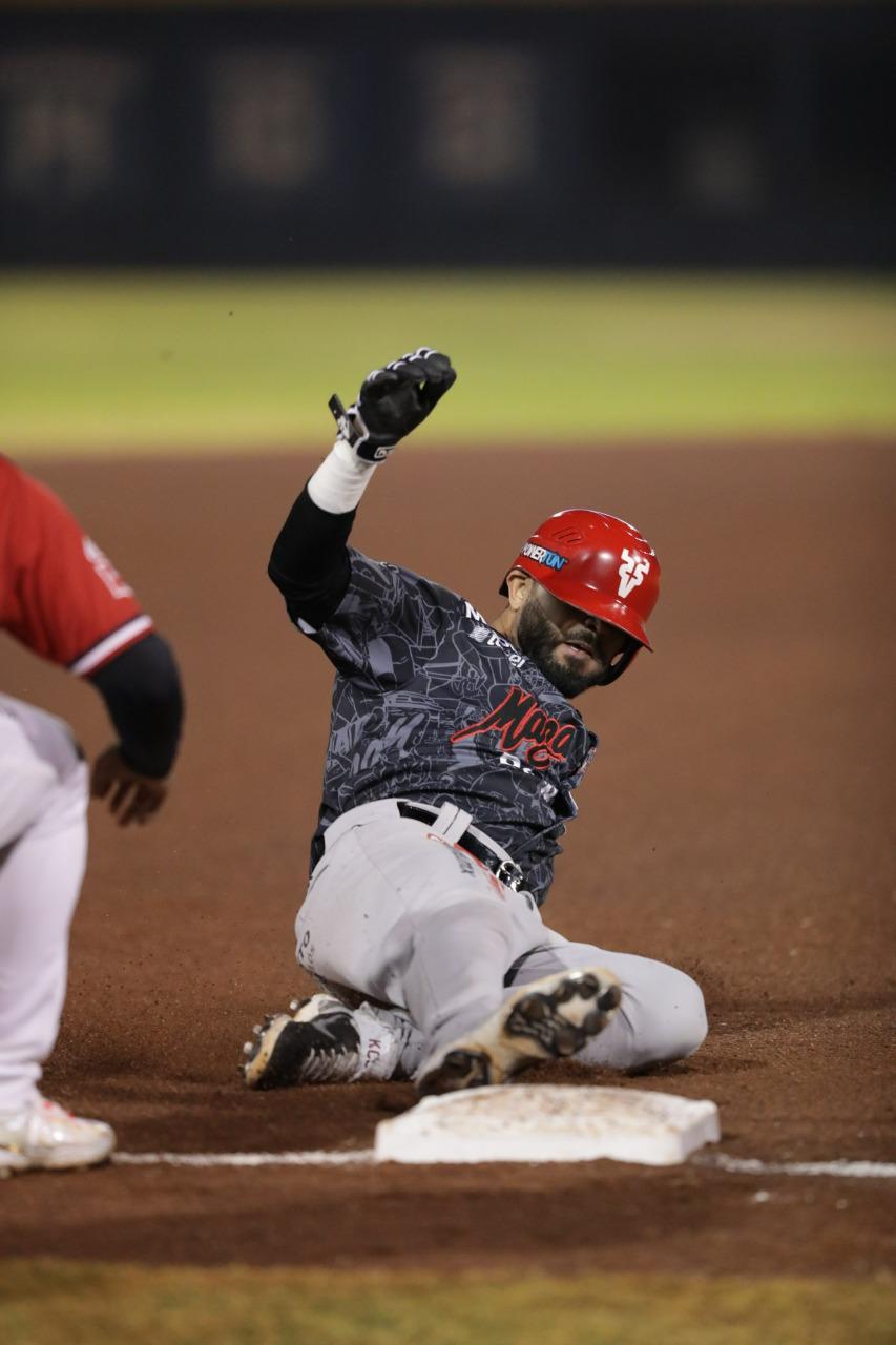 Águilas deja tendido a Venados de Mazatlán y asegura la serie $!Águilas deja tendido a Venados de Mazatlán y asegura la serie
