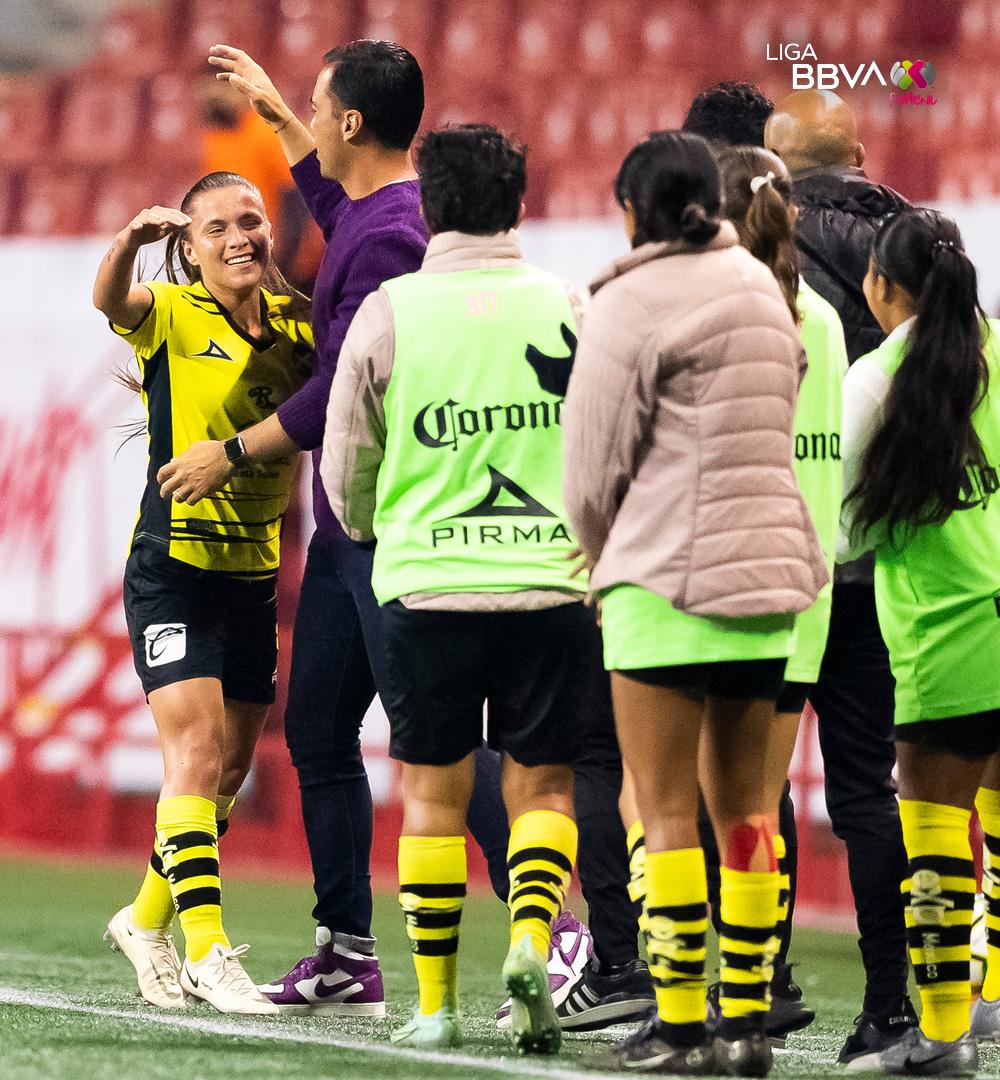 $!¡Por fin ganan! Mazatlán Femenil da la campanada en la frontera