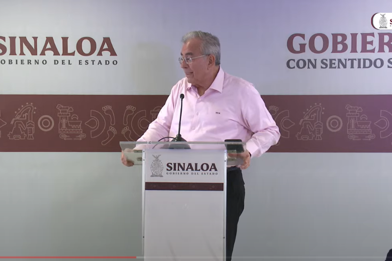 Anuncia Gobernador 500 plazas estatales y 200 federales para trabajadores de Salud