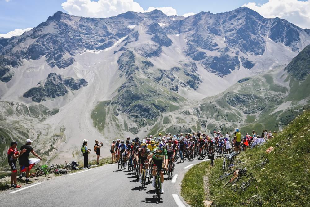 $!Tom Pidcock se lleva victoria de etapa en el Tour de Francia e inscribe su nombre en la historia del Alpe d’Huez