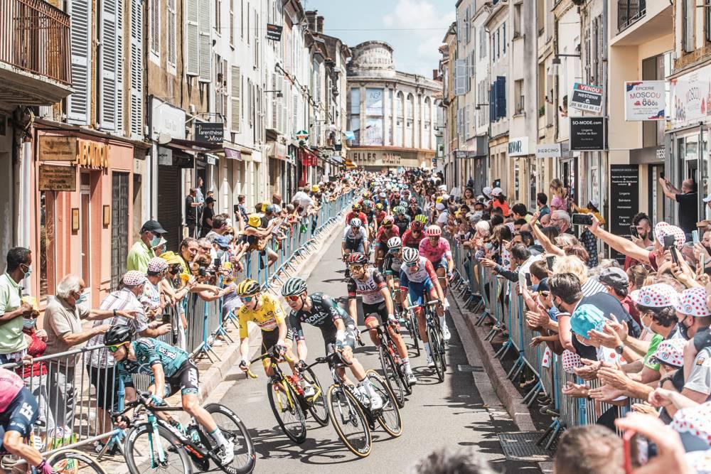 $!Esloveno Matej Mohoric gana en soledad la etapa 19 del Tour de Francia