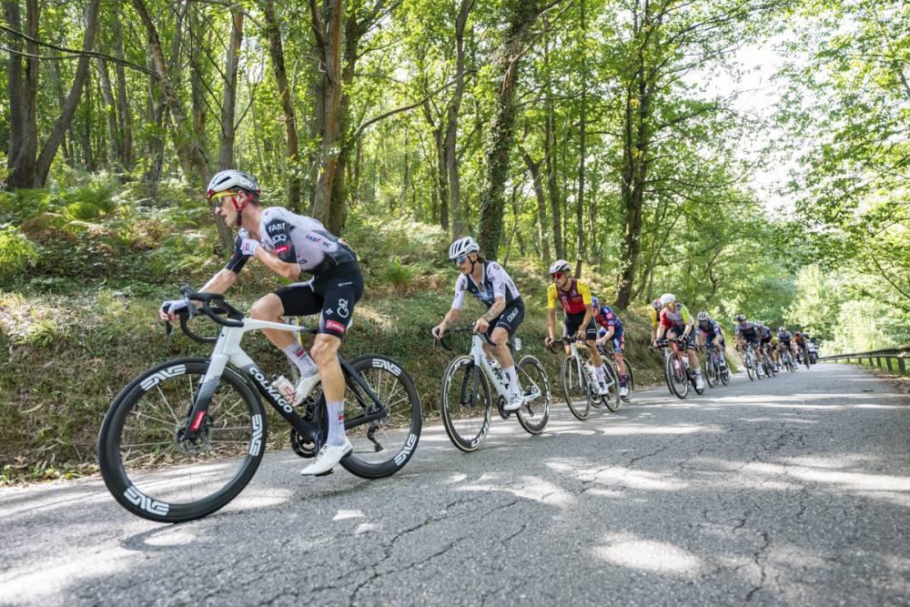 $!Marc Soler conquista La Farrapona en solitario y firma su cuarta victoria en La Vuelta a España