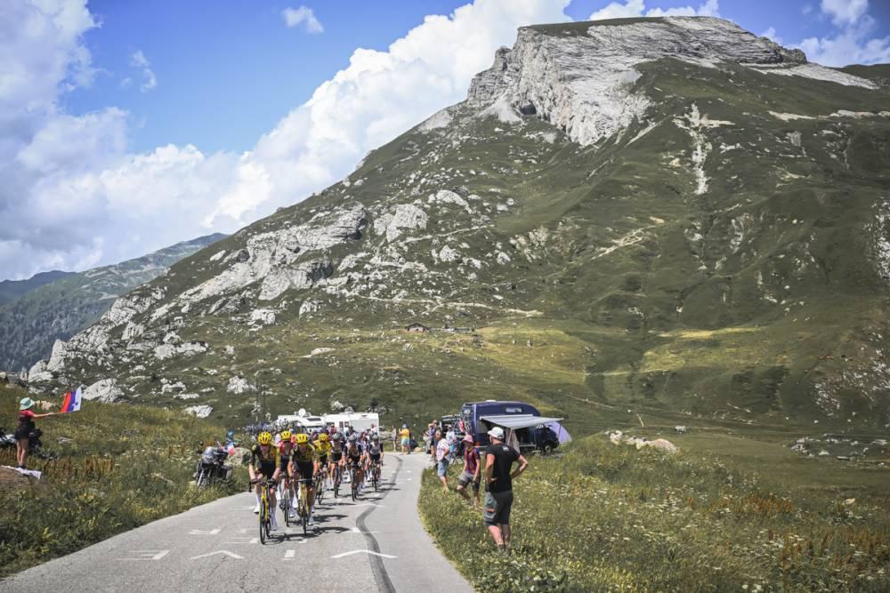 $!Vingegaard sentencia el Tour tras el hundimiento de Pogacar en la etapa reina