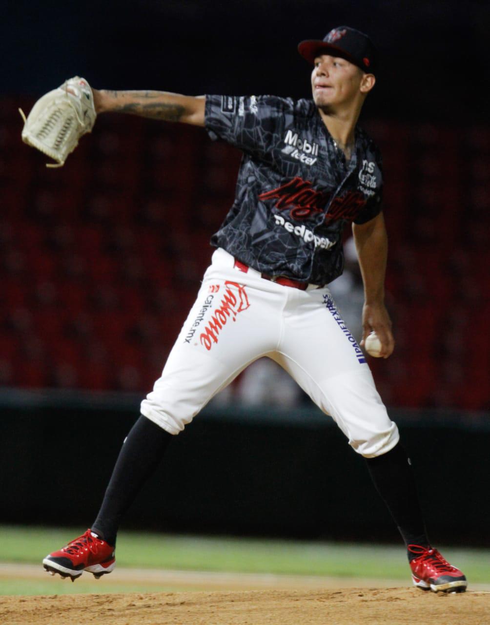 $!Venados de Mazatlán iguala la serie con gran trabajo de Braulio Torres-Pérez