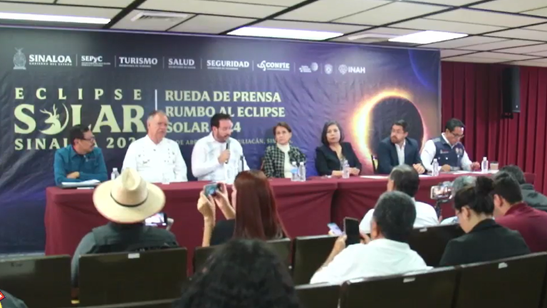 Durante la conferencia se reunieron las secretarías de Salud, Educación y Cultura, Turismo, y Seguridad Pública.