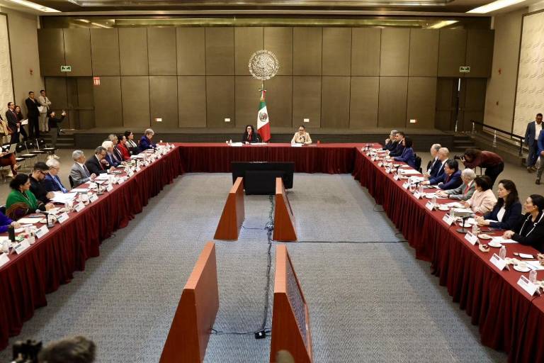 Entrega-recepción entre AMLO y Sheinbaum será proceso ‘terso y armonioso’, afirma Rosa Icela