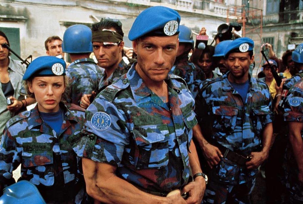 $!En 1994 filma Street Fighter, considerada una de las peores películas por los críticos de cine.