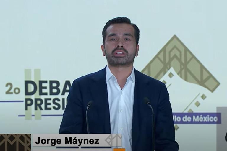 Álvarez Máynez le recuerda a Xóchitl Gálvez las fallas de Vicente Fox