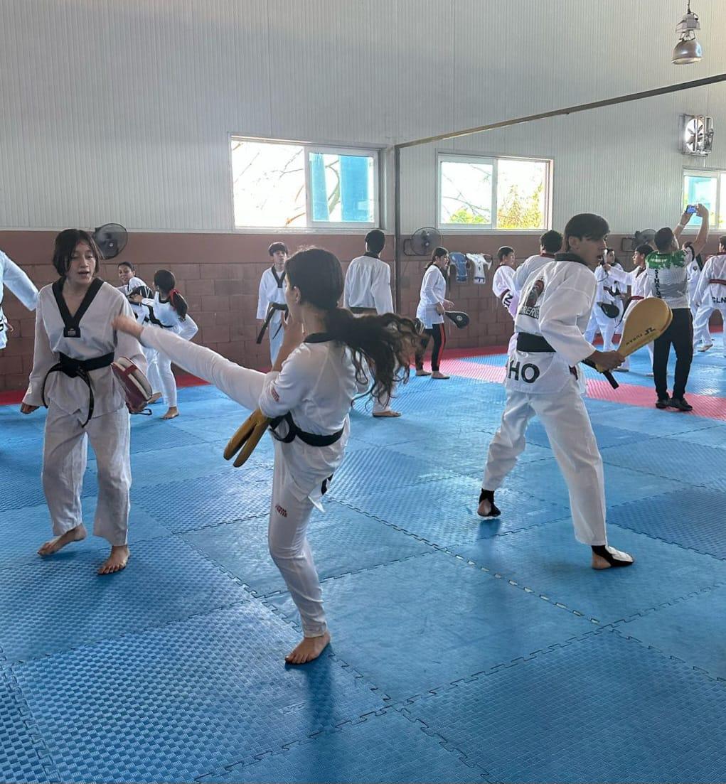$!Trabaja fuerte taekwondo para el regional en Chihuahua