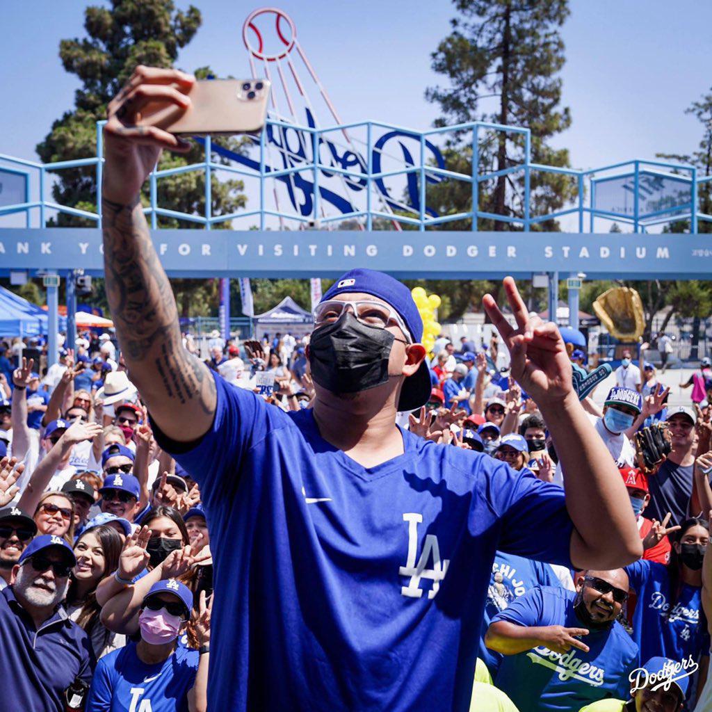 $!¿Cómo sería la rotación de Dodgers sin Julio Urias?