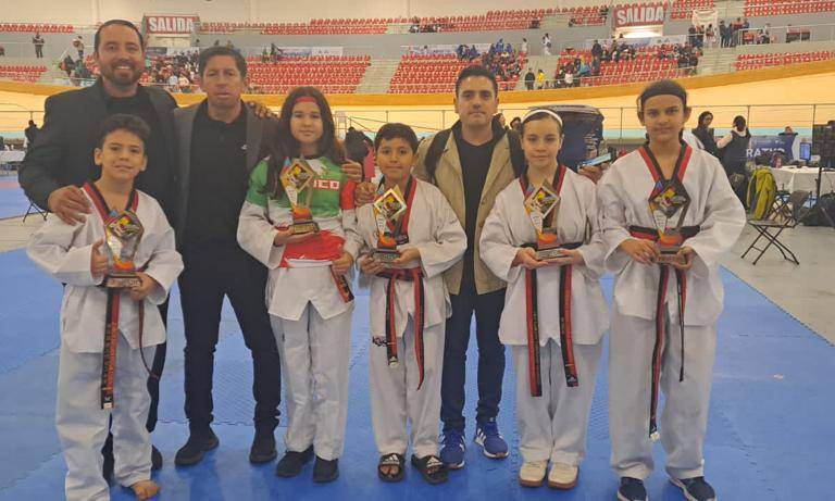 Logra Sinaloa par de oros en Nacional de taekwondo