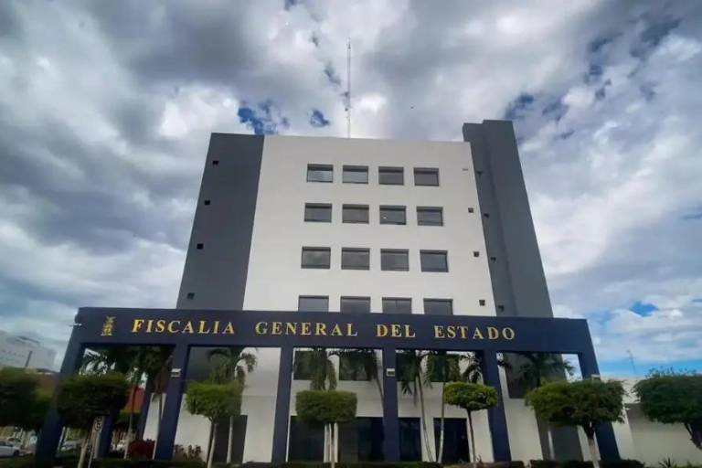 Proyecta Fiscalía de Sinaloa gastar más en limpieza y mantenimiento de edificios que en vehículos oficiales
