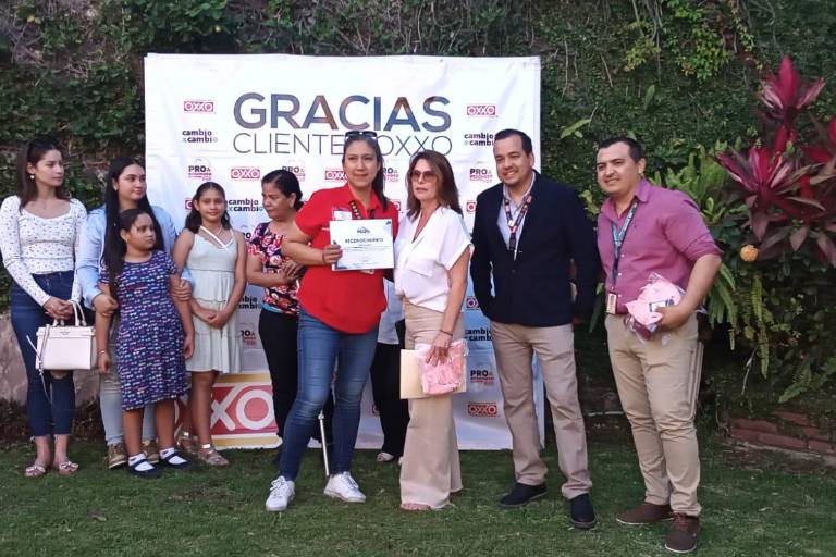 Recibe Fundación Mapa donativo tras campaña de redondeo