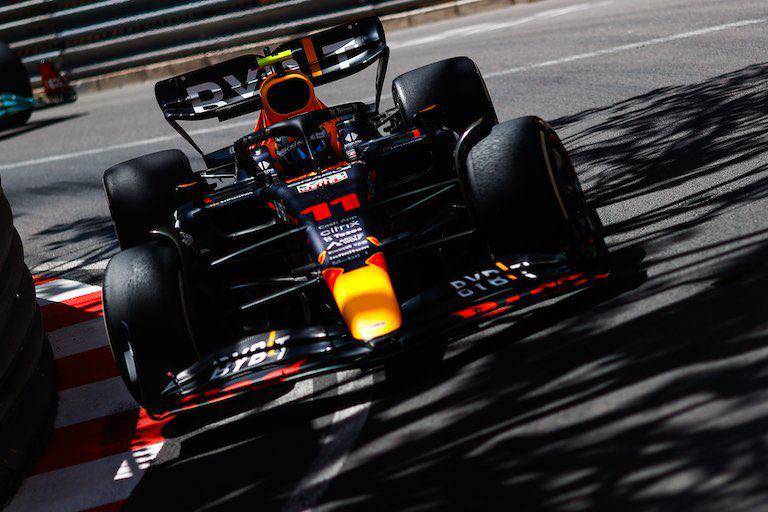 Checo Pérez, con sólida sesión en las primeras prácticas del Gran Premio de Mónaco
