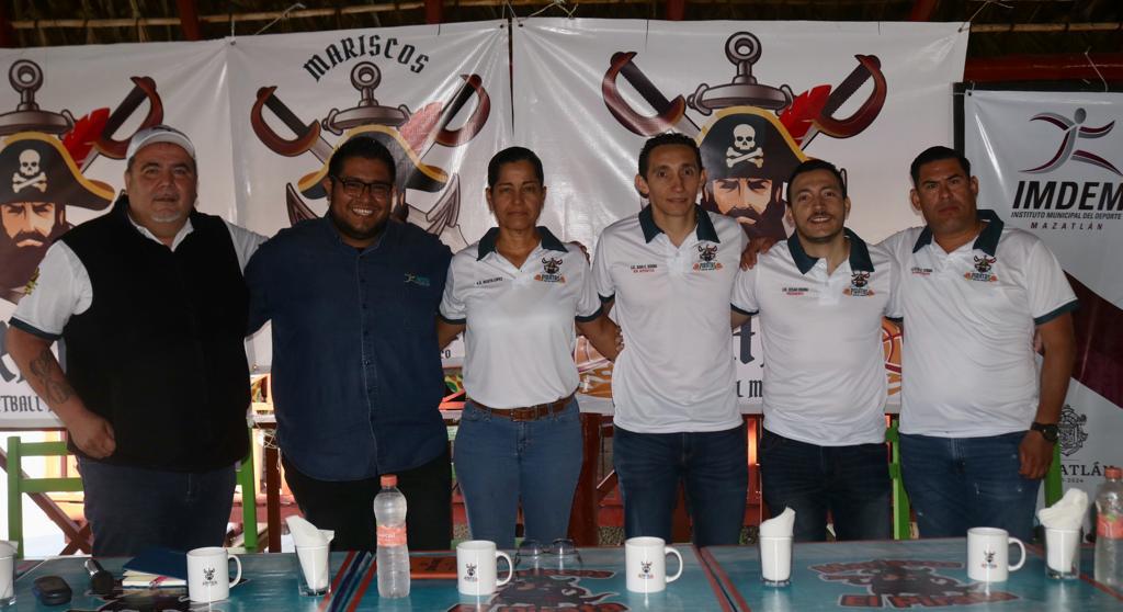 $!Queda atrás Delfines, ahora serán Piratas Basketball Mazatlán