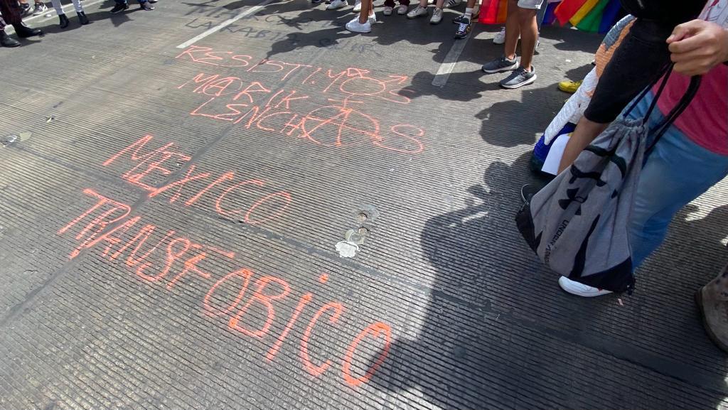 $!El sol y los arcoíris brillan en la Marcha del Orgullo LGBT+ 2023 en CDMX