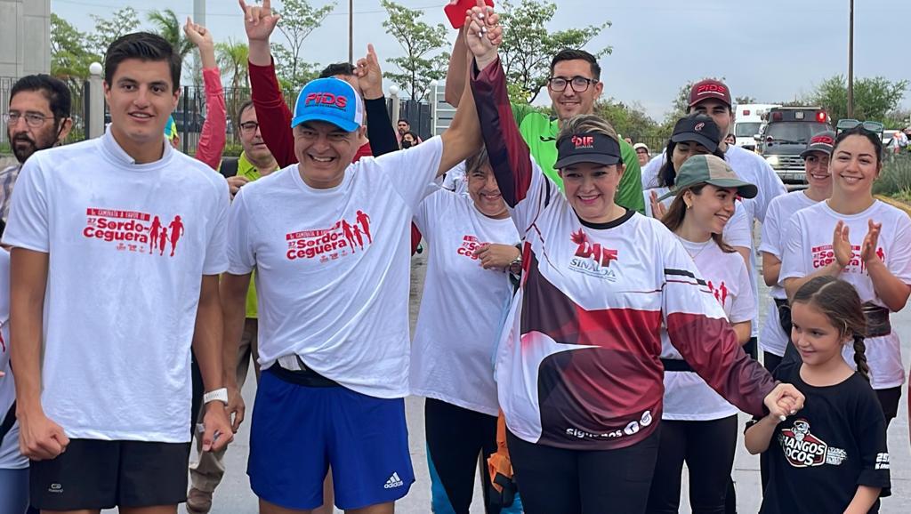 $!Gran éxito en la primera Caminata Incluyente Sordo- Ceguera que organizó el DIF Sinaloa