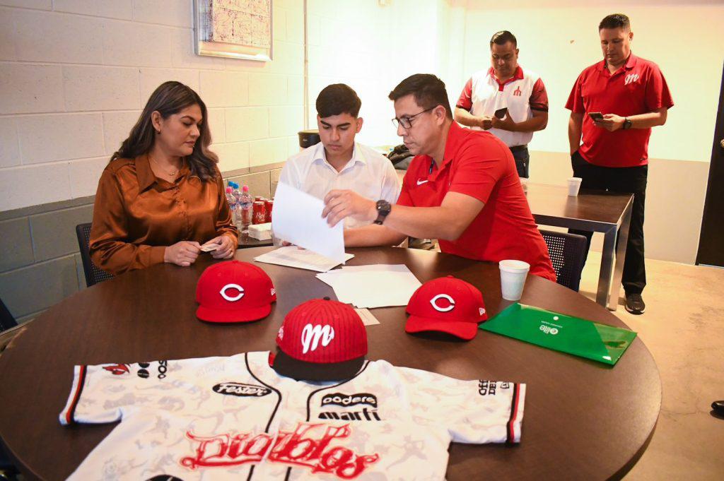 $!Christian López buscará su sueño de llegar a Grandes Ligas
