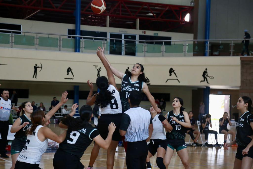 $!Suma Culiacán tres triunfos al iniciar el basquetbol