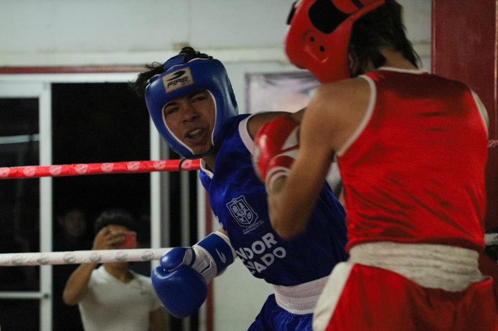 $!Guasave y Salvador Alvarado dominan el voleibol de sala y boxeo, en los zonales