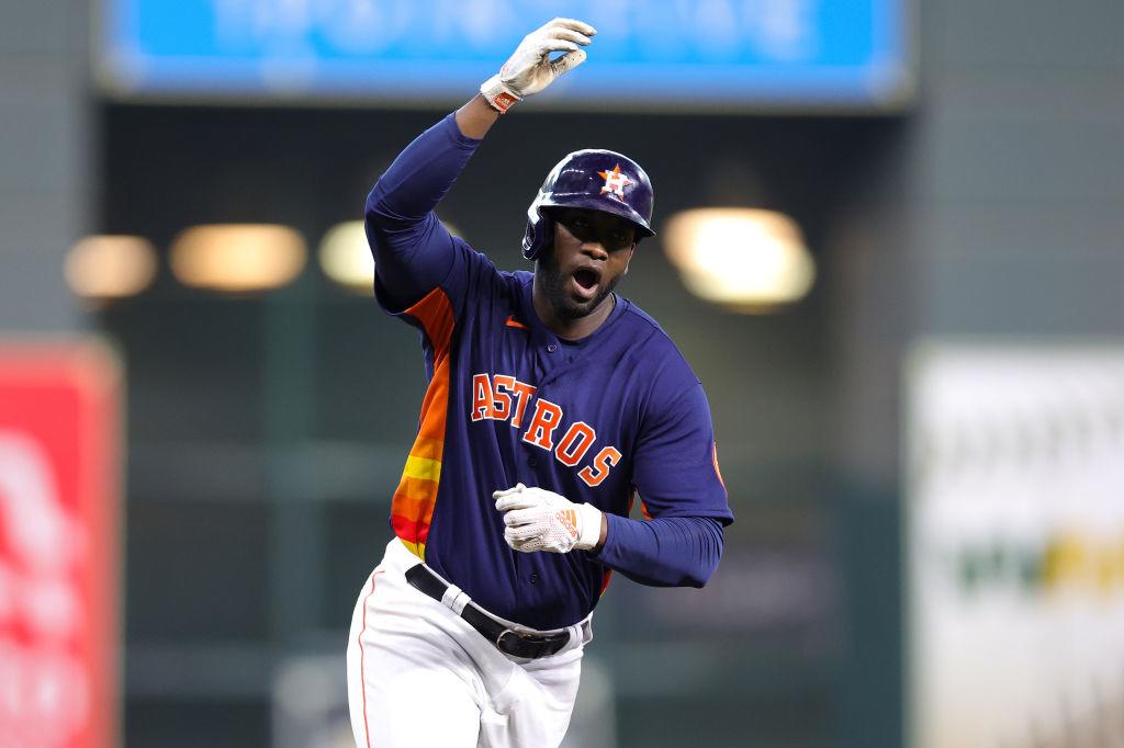 $!Otro jonrón clave de Yordan Álvarez tiene a Astros a un triunfo de la Serie de Campeonato de la Liga Americana