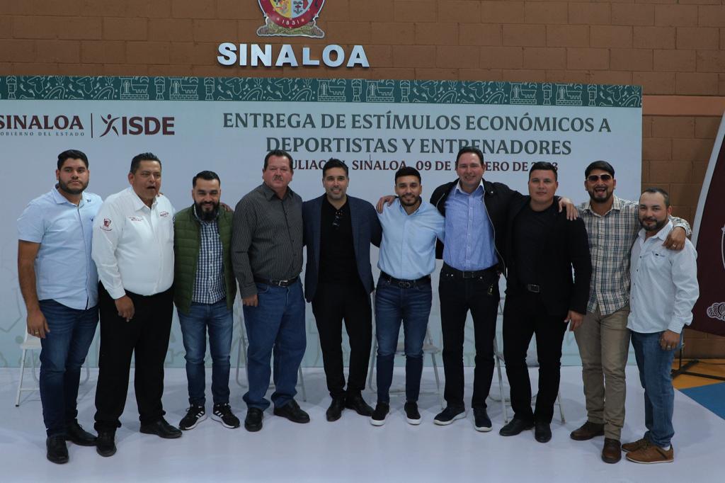 $!Reciben estímulos económicos medallistas Nacionales y Paranacionales Conade 2022