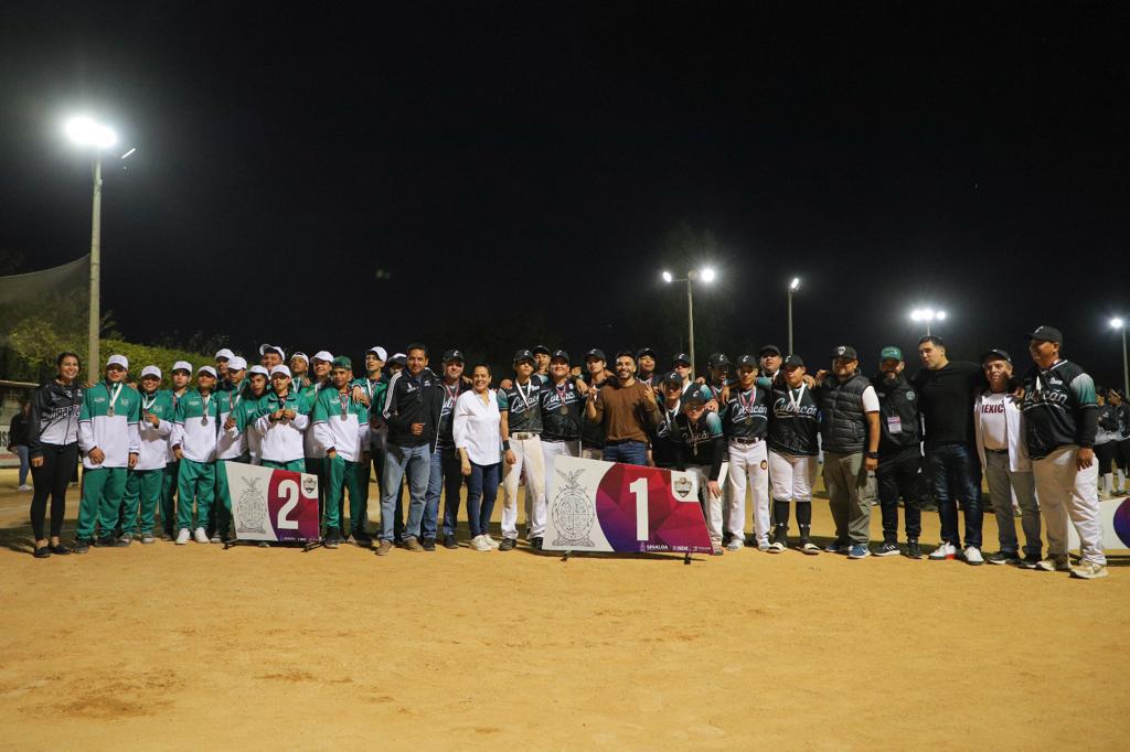 $!Carro completo para Culiacán en softbol estatal