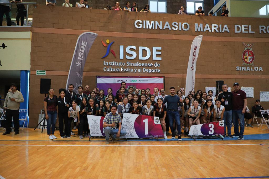 $!Gana Guasave cinco categorías en voleibol de sala
