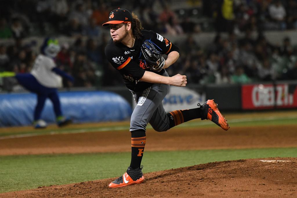 $!Naranjeros retoma ventaja en la semifinal ante Algodoneros