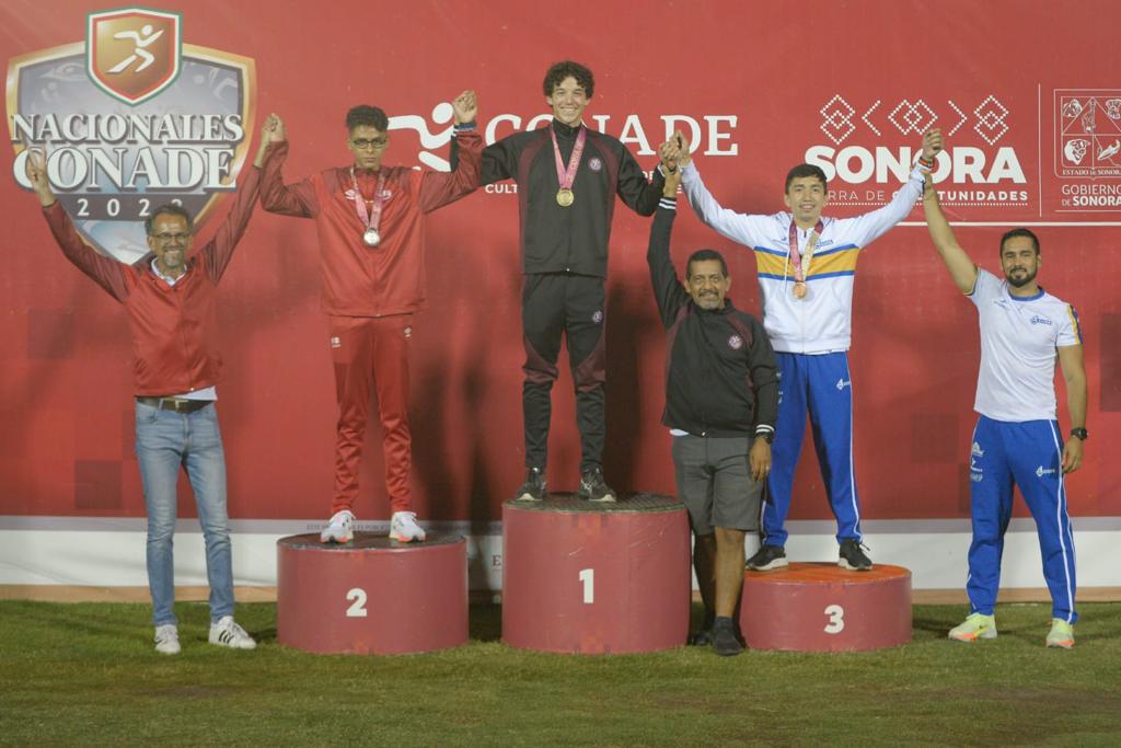 $!Mazatleco Gerónimo Páez conquista el oro en los 800 mp de los Juegos Nacionales Conade