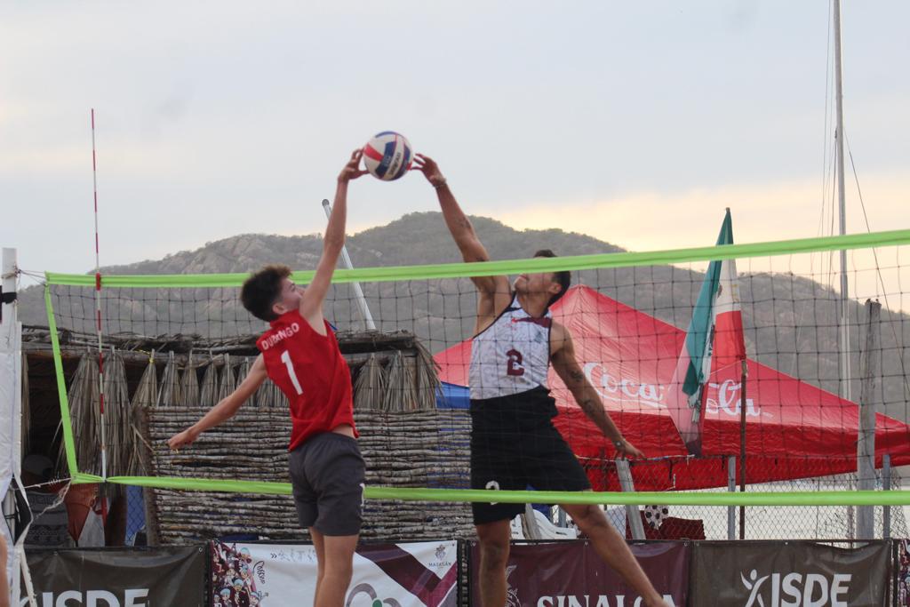 $!Sella Sinaloa cuatro boletos al Nacional de Voleibol de Playa