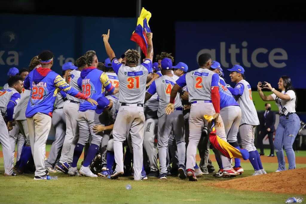 $!Caimanes de Barranquilla hace renacer el beisbol en Colombia