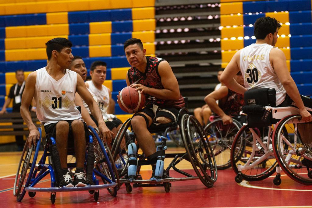 $!Logra Sinaloa par de victorias en baloncesto sobre silla de ruedas