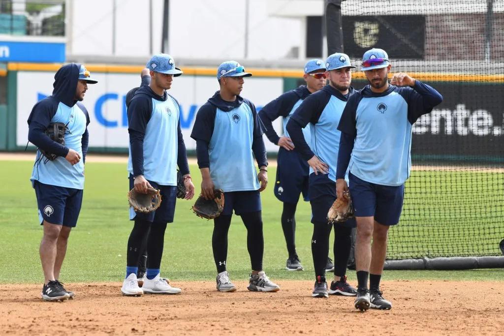 $!Algodoneros de Guasave muestra unión y compañerismo durante la pretemporada