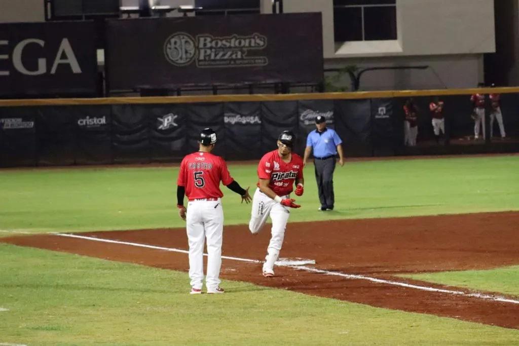 $!Ángel Erro está en plan grande en la Liga Mexicana de Beisbol