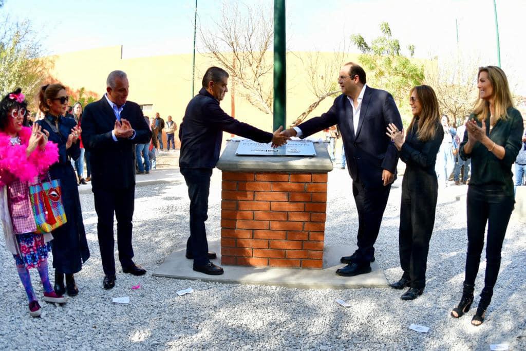 $!Inauguran Montserrat Oliver y Yolanda Andrade la plaza ‘Carmen Salinas’