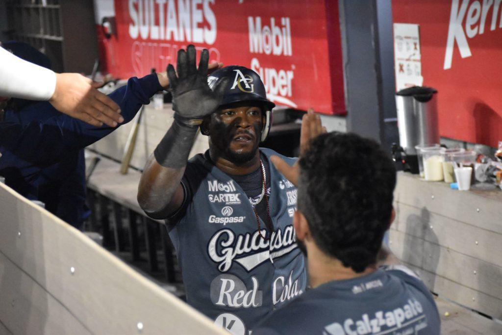 $!Sólida apertura de Encina lleva a Algodoneros a emparejar la serie en Monterrey