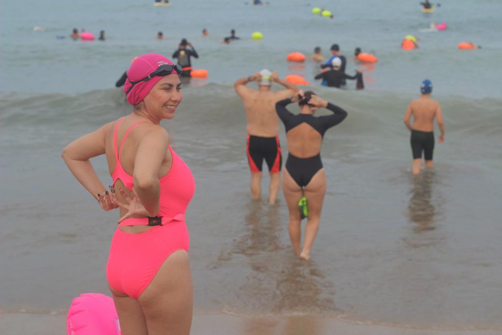 $!Alcanzan meta esperada en Travesía Anual de Natación