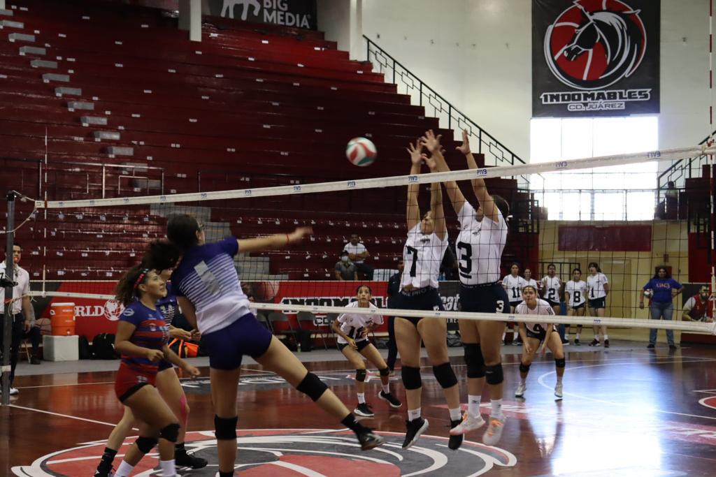 $!Águilas UAS arranca con triunfos en el voleibol de sala de la Universiada Nacional
