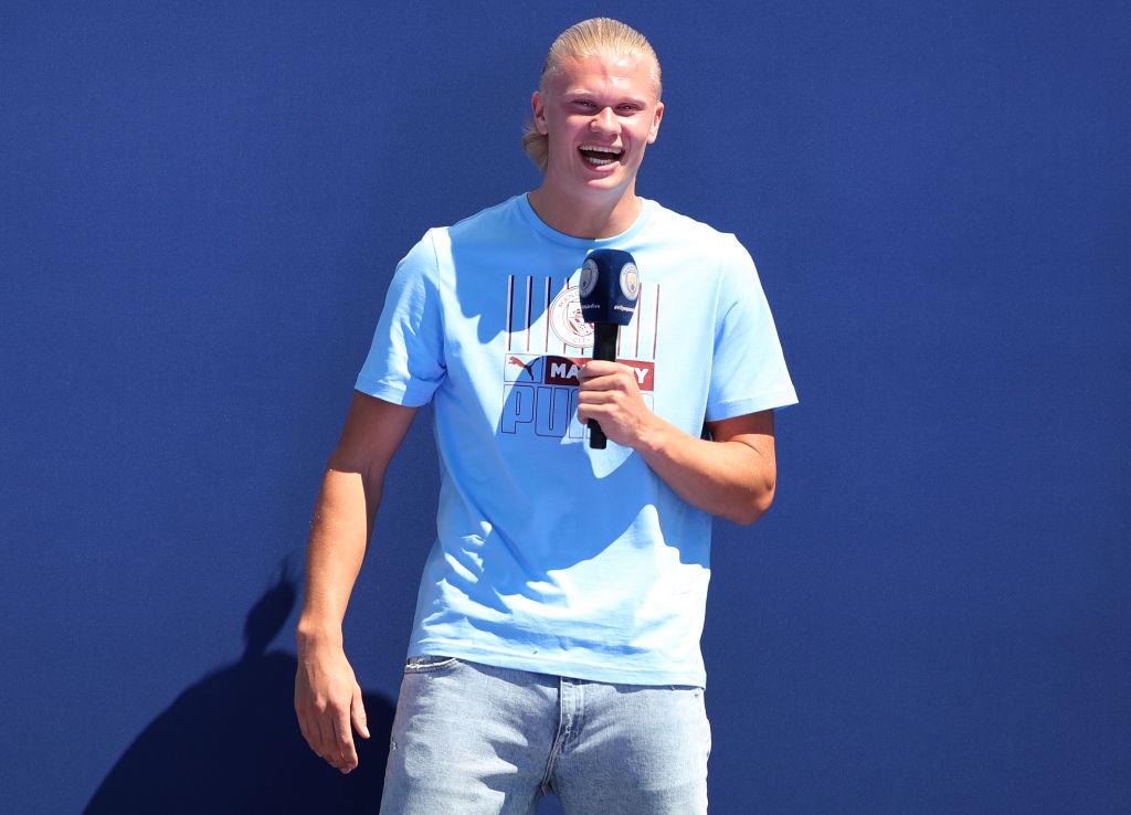$!Quiero disfrutar y marcar goles: Erling Haaland al ser presentado con el Manchester City